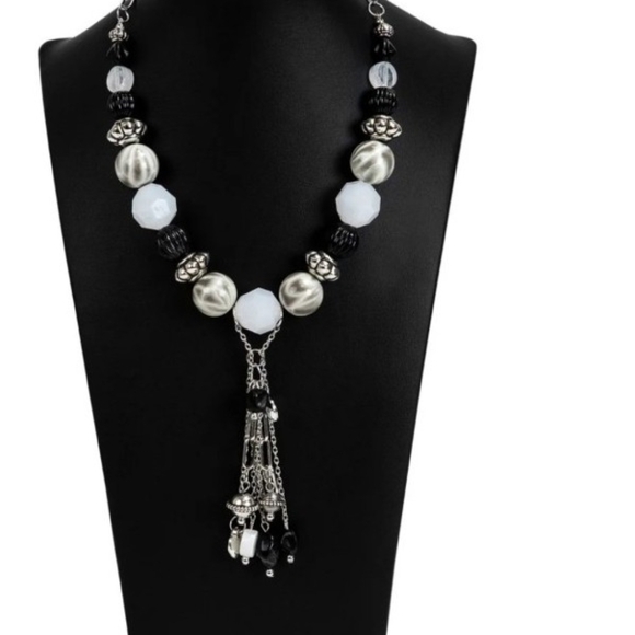 paparazzi Jewelry - Paparazzi Silver and Black Statement Necklace Break A Leg! Fashion Jewelry